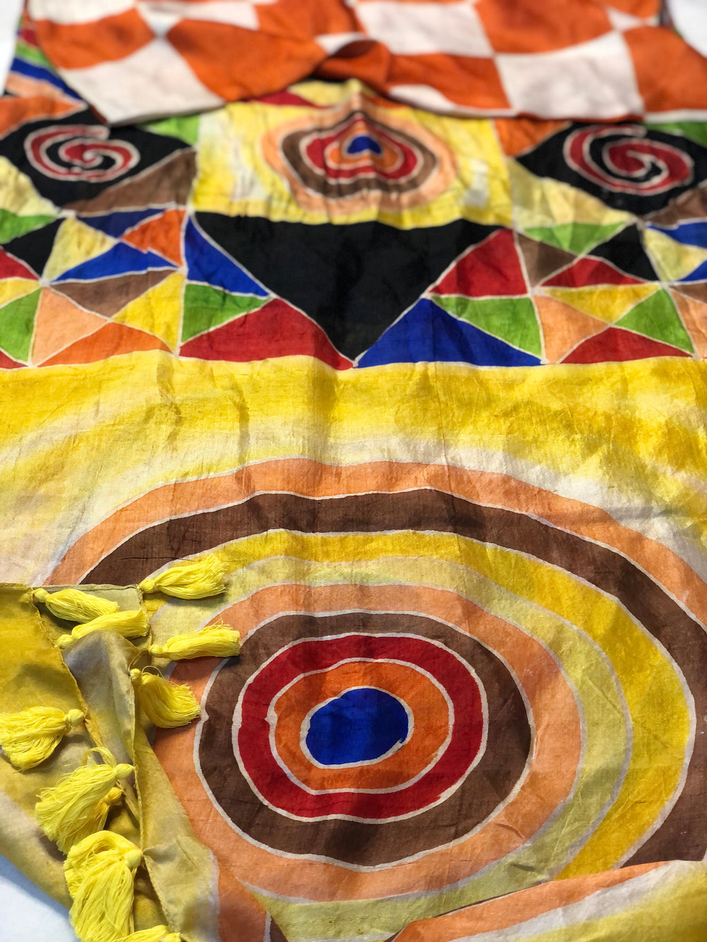 Abstract : Hand Painted Pure Silk Stole